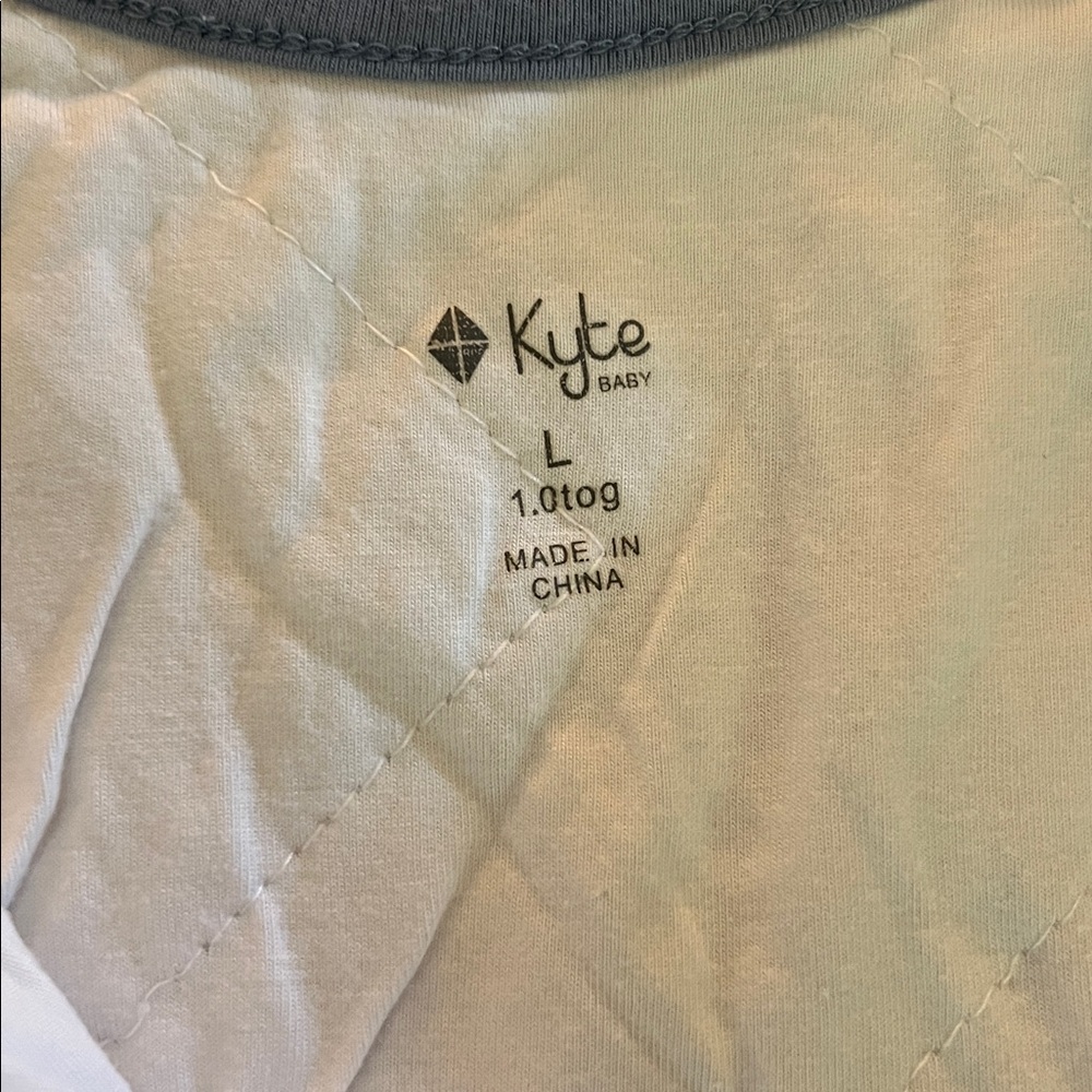 Kyte BABY White Quilted Garment